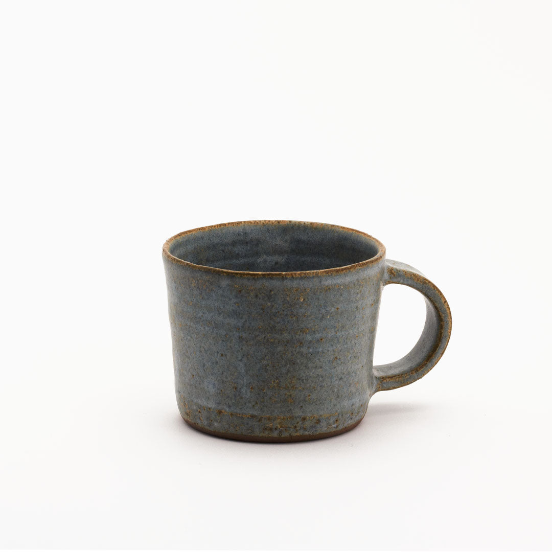A picture of a Blå collection mug.