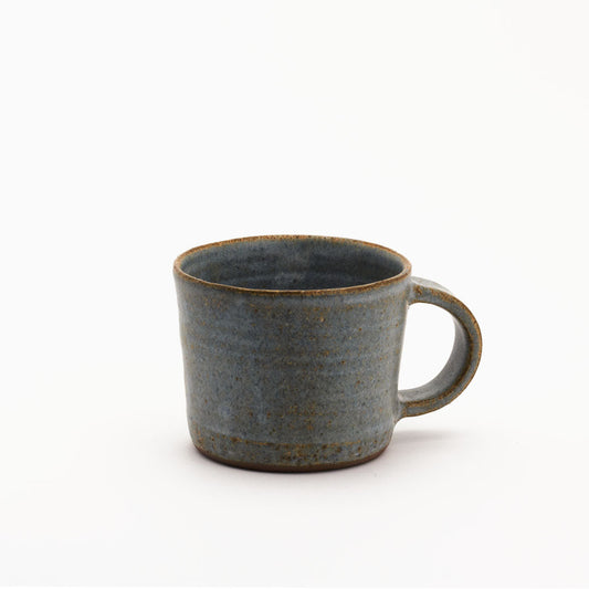 A picture of a Blå collection mug.