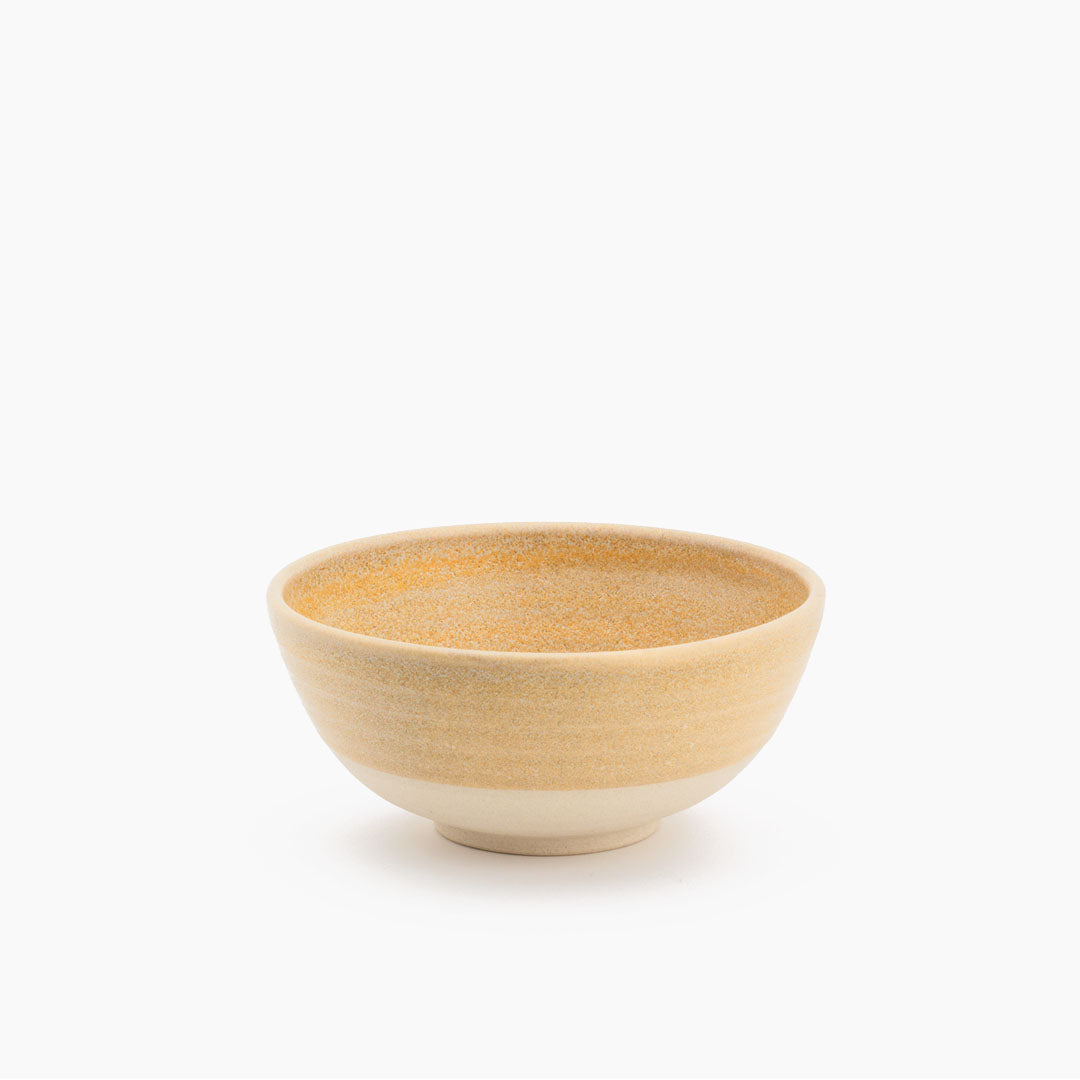 A picture of a Peach collection breakfast bowl.